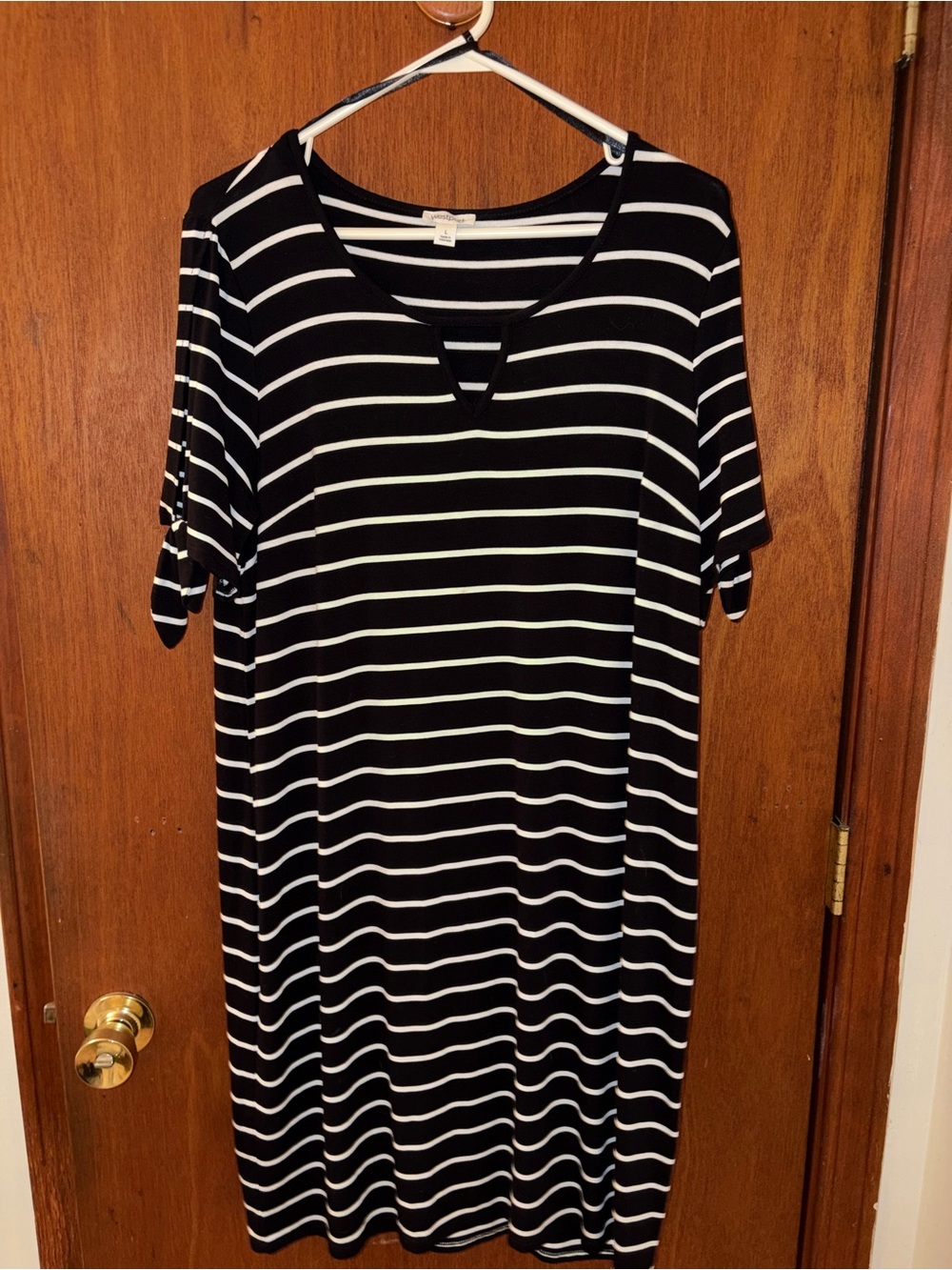 Westport Black & White Striped V-Neck Tunic Top